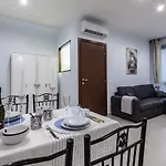 Milanrentals - Capri